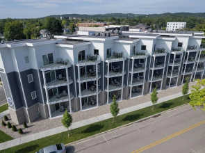 539 Bay St. Lake View Condo Unit 303E