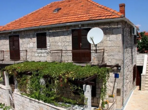 Apartment Put Rota 48