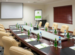 Sunday Hotel Holiday International Dubai