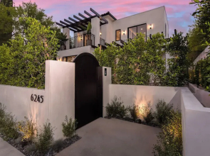 Casa Zenithia by Oraklus