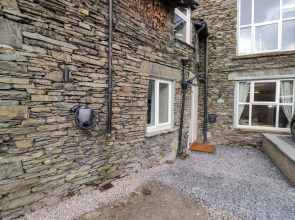 5 Caxton House