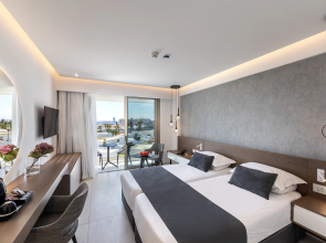 Pavlo Napa Beach Hotel