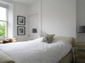 2 Bedroom Bruntsfield Apartment