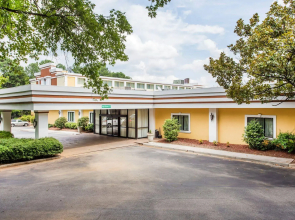 Budgetel Inn & Suites Atlanta