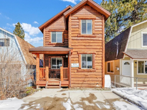 Knotty Pines LOG Cabin #2414
