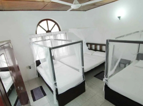 2in1 Kandy Hostel Homestay