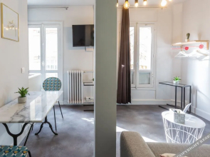 Apartment Ponthieu - Champs ElysÃ©es