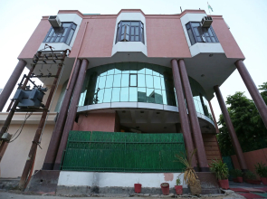 OYO 8876 Hotel Sarthi