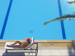 Atlantis Beach Hotel