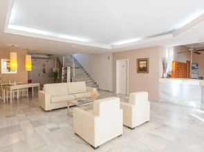 Marina Palace Apartments