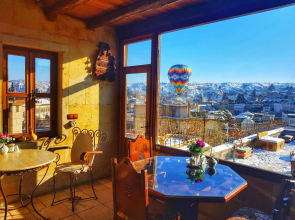 Vineyard Cave Hotel