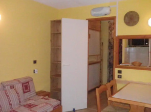 Lou Services Apartment M2-326 LSI 001