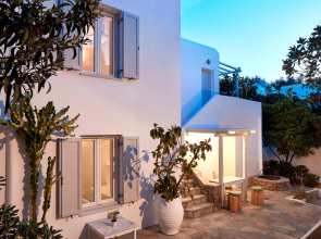 Mykonos Town Suites