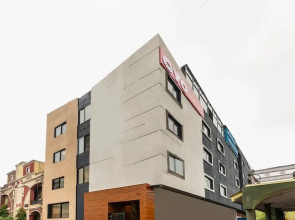 Oyo 42608 Hotel A5