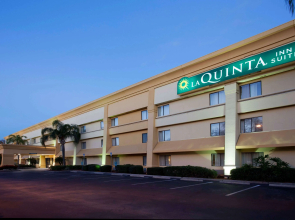 La Quinta Inn & Suites by Wyndham Tampa Fairgrounds - Casino