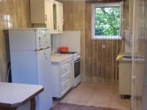 Guest House on Sukhumskoye shosse 33