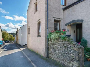 Ground Floor 1 Bed Apartment with Twin/King option