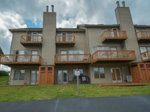 Deep Creek Village 3 Bedroom Townhome #23