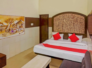 OYO 48853 Hotel Sunshine