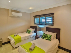 504 Ballito Manor