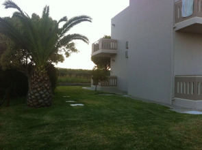 Mediterranean Hotel & Apartments