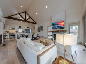 Wilderness Club Haven for 12!