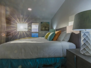 Turibana Plaza Suite 6 w Balcony