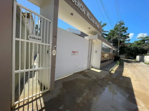 Condomínio com Piscina á 500m da Praia