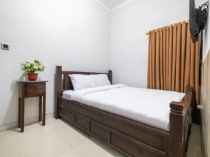 Oemah Sorowajan Homestay Syariah by OYO Rooms