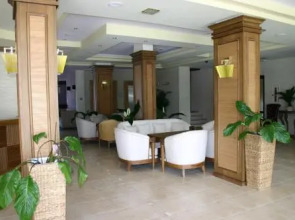 Regina Mare Apartments