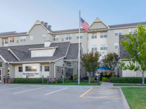 Residence Inn by Marriott Dallas Arlington South