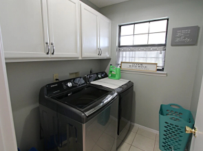 The Peaceful One 3 Bedroom Home by Redawning