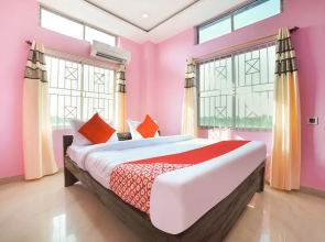 Royal Palace by OYO Rooms