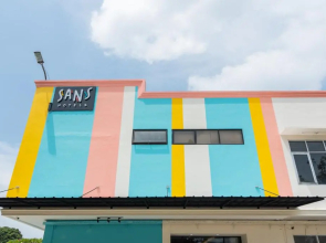 Sans Hotel Bubulak Bogor