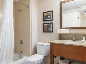 MainStay Suites Foxboro – Mansfield