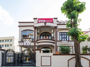 OYO 28865 Shubh Shree Guest House