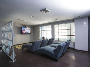 HI Los Angeles Santa Monica Hostel