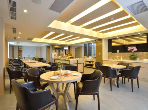 Yolai Hotel
