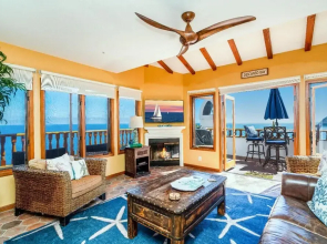 Oceanfront Villa w One of a Kind Amazing View