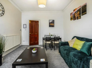 Caledonia Suite, Netflix, Free Parking