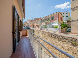 Three-room apartment with terrace sunrise view from the sea-Alba Del Mare