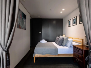 1 Bedroom Apartment in Prahran with Balcony