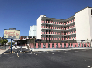 Flamingo Motel