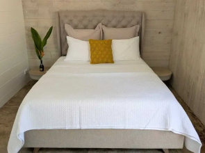 Bombua Beach House