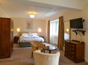 Steeton Hall Hotel