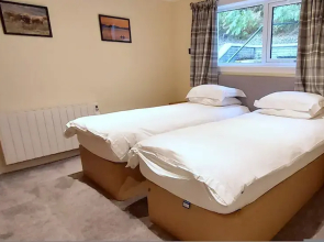 Loch Rannoch Highland Club Red Deer Lodge 01