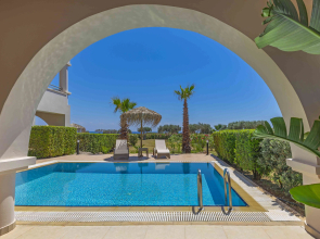Kresten Royal Euphoria Resort