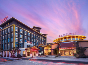 Ramada by Wyndham Yingshan Jiulongwan Resort