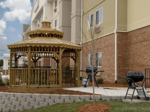 Candlewood Suites Springfield-Medical District