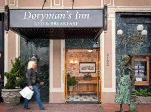 Dorymans Oceanfront Inn